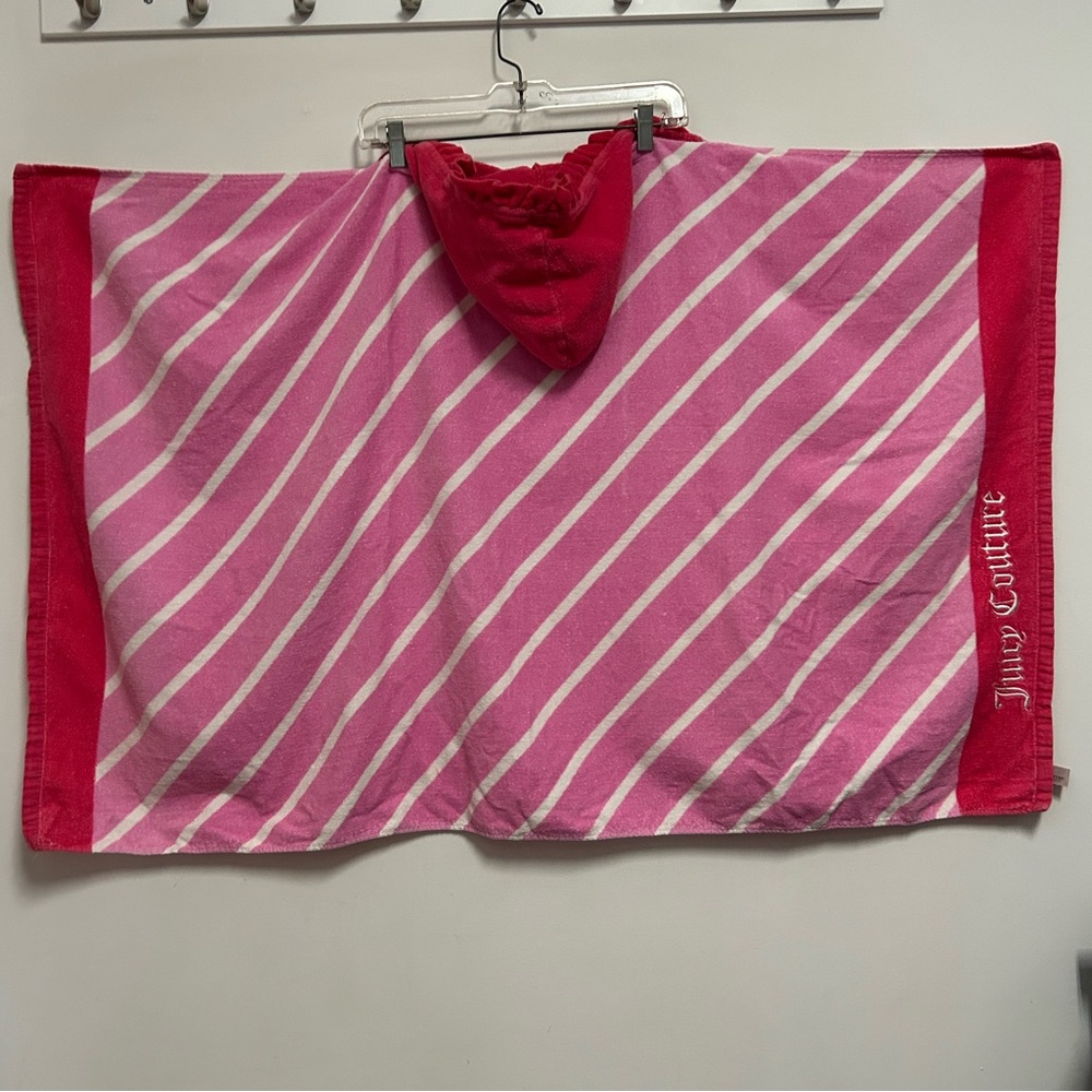 Juicy Couture Hooded Towel